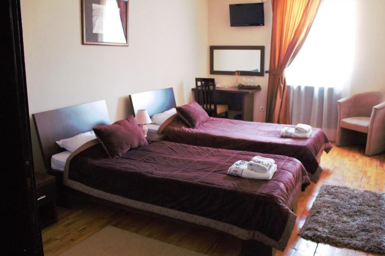 Garni Hotel City Kruševac Kültér fotó