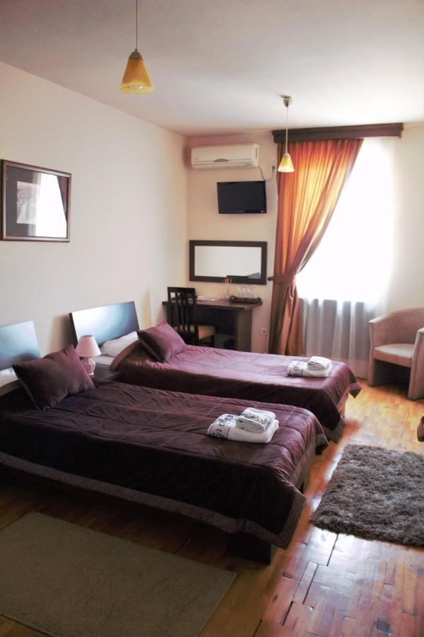 Garni Hotel City Kruševac Kültér fotó