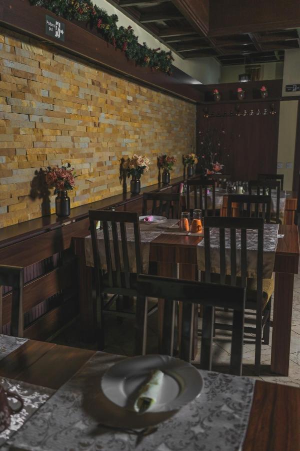 Garni Hotel City Kruševac Kültér fotó