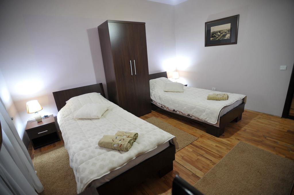Garni Hotel City Kruševac Szoba fotó