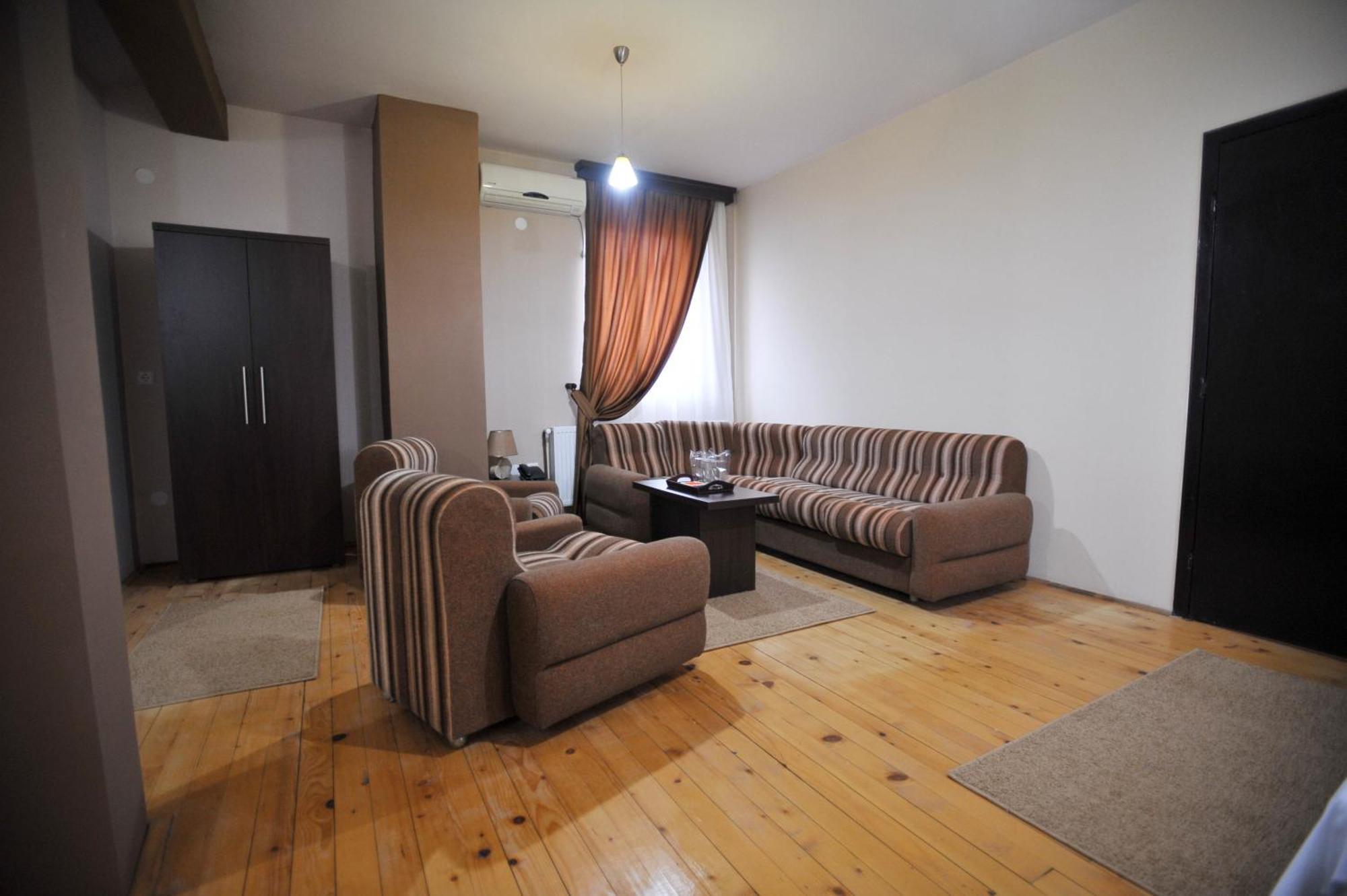 Garni Hotel City Kruševac Szoba fotó