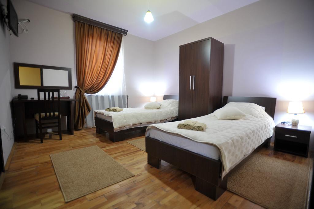 Garni Hotel City Kruševac Szoba fotó