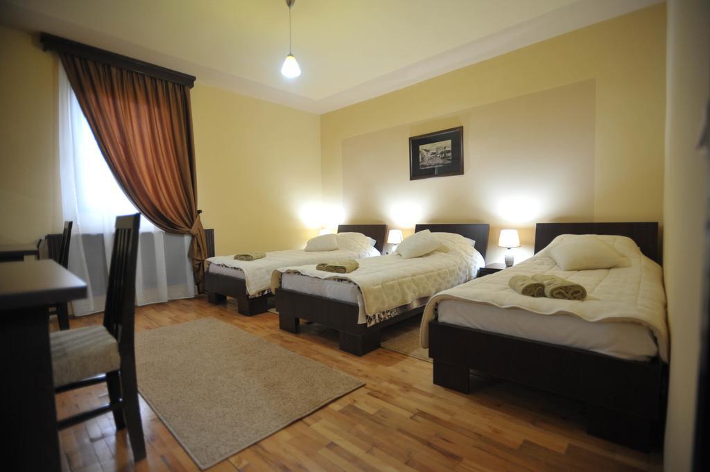 Garni Hotel City Kruševac Szoba fotó
