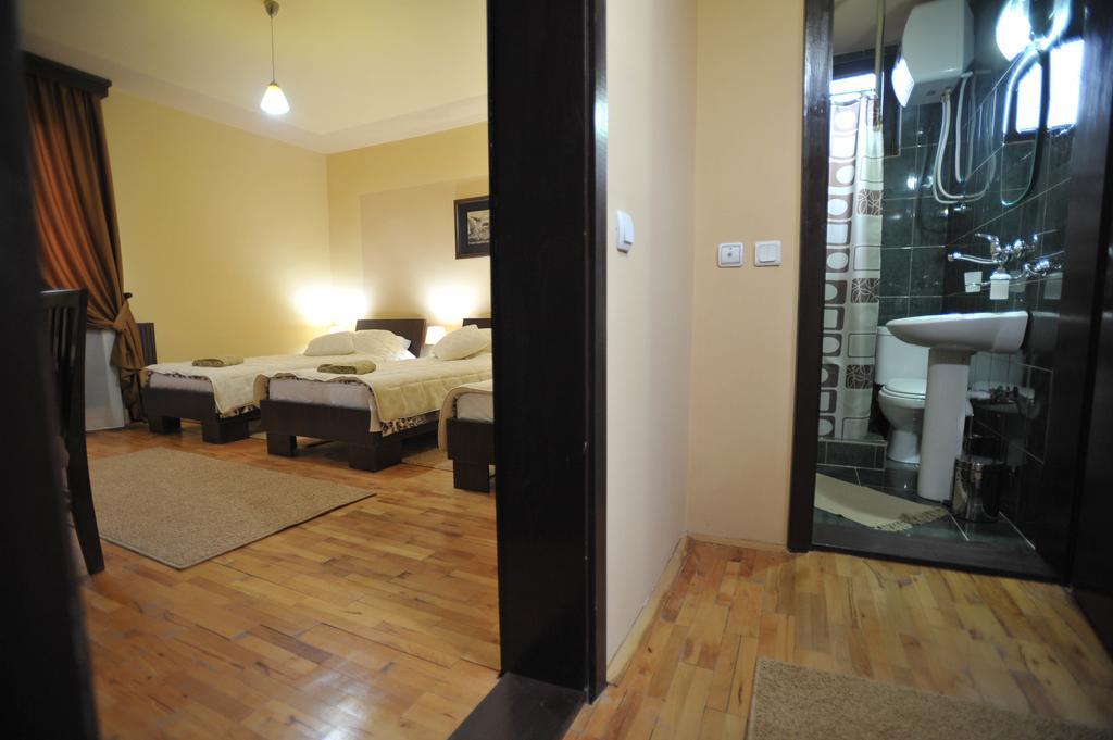 Garni Hotel City Kruševac Szoba fotó