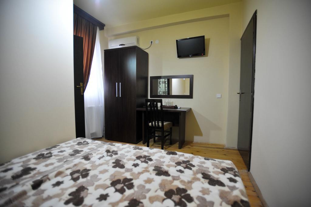 Garni Hotel City Kruševac Szoba fotó